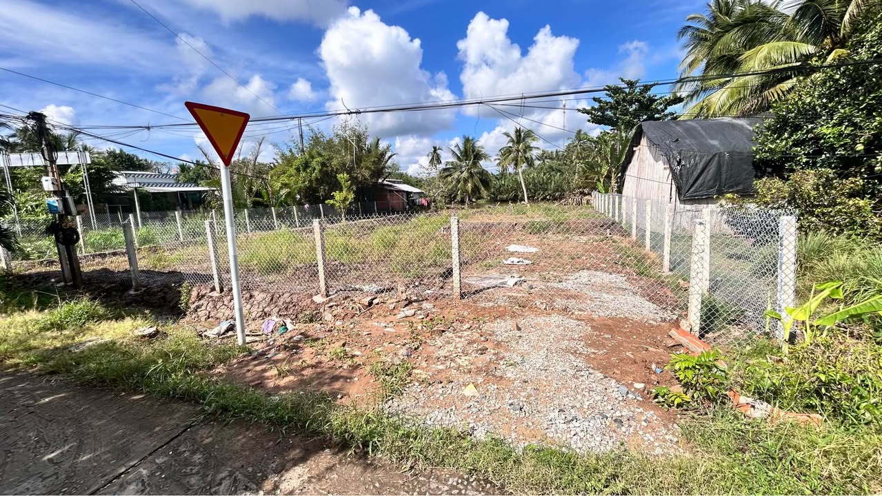Đất thổ cư 90m² tại ấp 9, xã Càng Long, 1000m² giá chỉ 1.5 tỷ - Đầu tư sinh lời!
