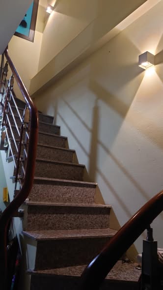 Nhà bán ngõ 32 An Dương, Tây Hồ 34m² giá 2.45 tỷ - Không gian sống yên tĩnh!