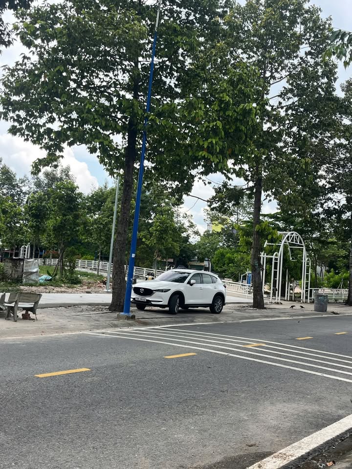 Kho cho thuê Hòa Lợi Bến Cát 300m² giá 20 triệu - Gần UBND thuận tiện!