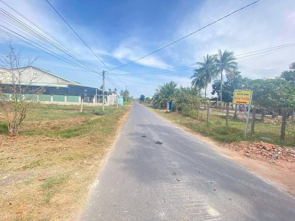 Đất nền Tân Ninh, Tây Ninh 547m² giá 1.2 tỷ - Cơ hội đầu tư hấp dẫn!