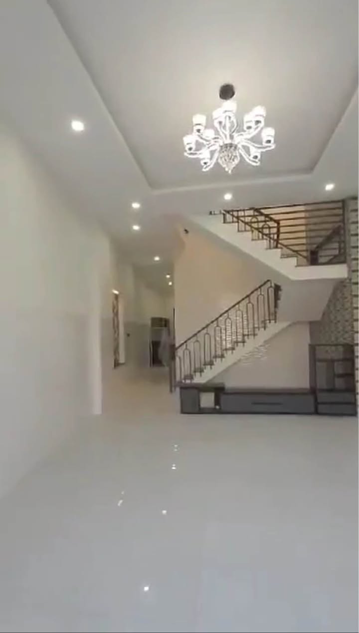 Nhà mặt tiền Nguyễn Văn Bạch, Tây Ninh, 104m² giá 5.1 tỷ - Phù hợp kinh doanh!