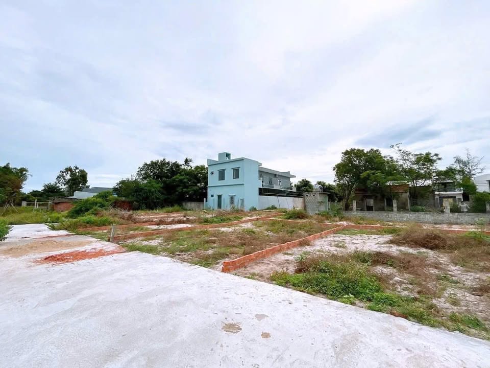 Đất nền Hòa Quý Ngũ Hành Sơn 80.6m² giá 2.45 tỷ - Cơ hội đầu tư không thể bỏ lỡ!