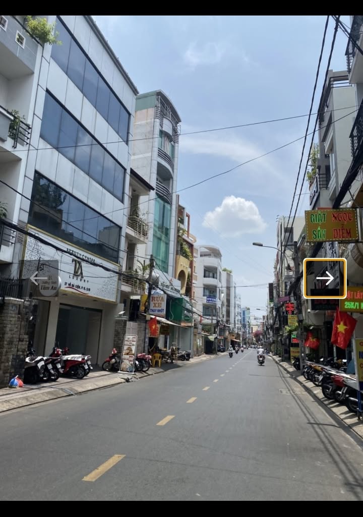 Nhà mặt tiền Hồ Bá Kiện, Quận 10, 47m² giá 11.8 tỷ - Đang cho thuê 18 triệu/tháng!