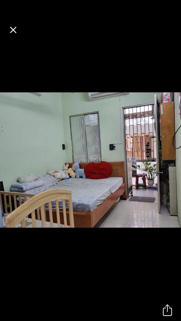 Nhà nguyên căn hẻm Trần Hưng Đạo, Quận 1 - 30m² giá 13.5 triệu/tháng - Nhà mới sạch sẽ, thoáng mát!