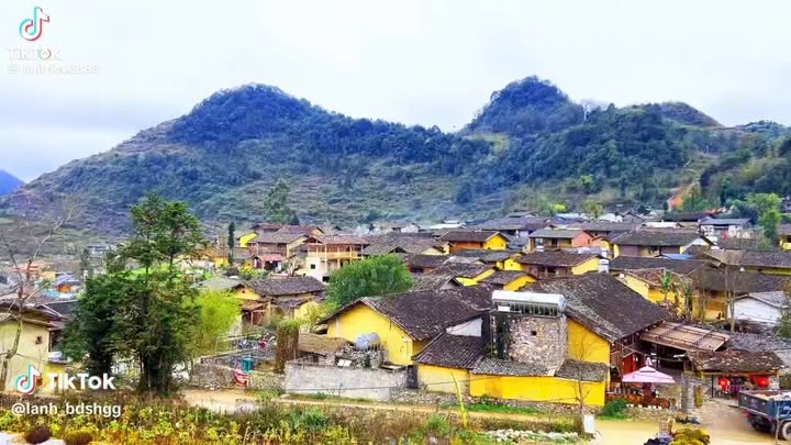 Đất nền Lô Lô Chải Đồng Văn 700m² - Vị trí đắt giá, pháp lý rõ ràng!