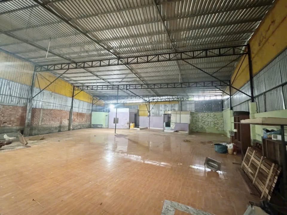 Cho thuê kho xưởng 315m² đường Nguyễn Văn Cừ, Cần Thơ - Giá 20 triệu/tháng!