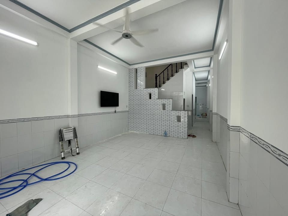 Nhà 1 trệt 1 lầu tại đường Tú Xương, Cần Thơ 90m² giá 5.9 tỷ - Chính chủ bán gấp!