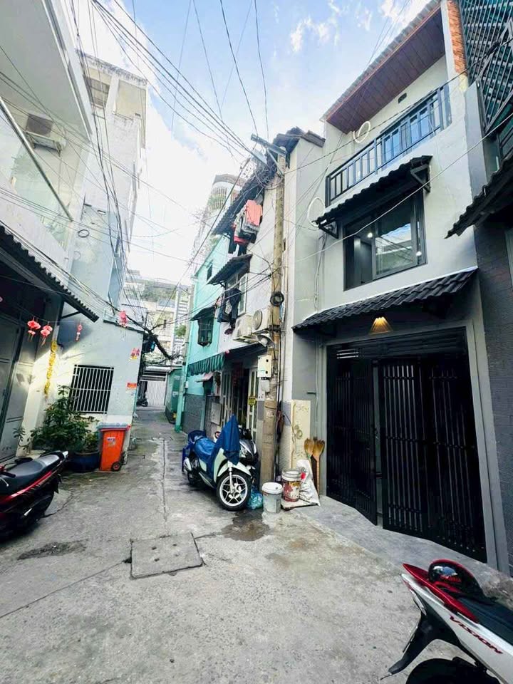 Nhà hẻm Âu Cơ 12.51m² giá 2.48 tỷ - Hướng Nam, sổ hồng chính chủ!