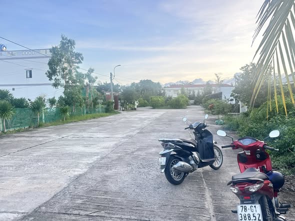 Đất nền Hòa Hiệp, Cư Kuin 195m² giá 2 tỷ - Đầu tư sinh lời ngay!