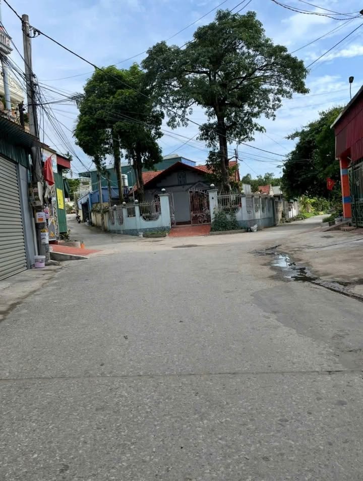 Đất thổ cư Đại Yên Hạ Long 120m² giá chỉ 1x triệu - Đối diện trường mầm non!