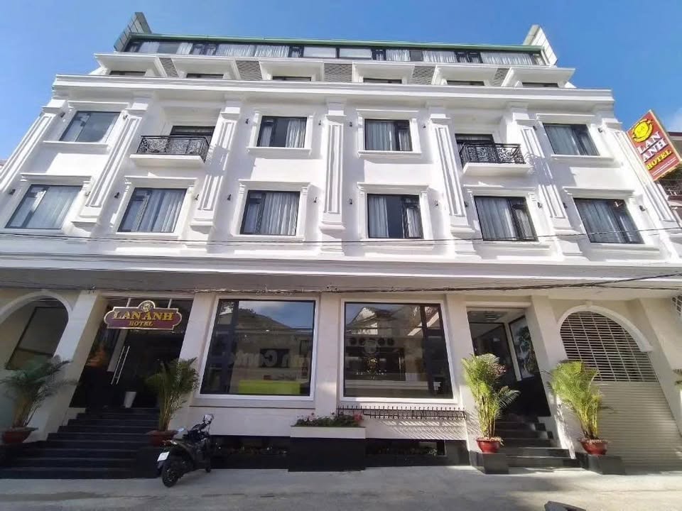 Khách sạn 57 phòng tại Đà Lạt 410m² giá 90 tỷ - Cơ hội đầu tư hấp dẫn!