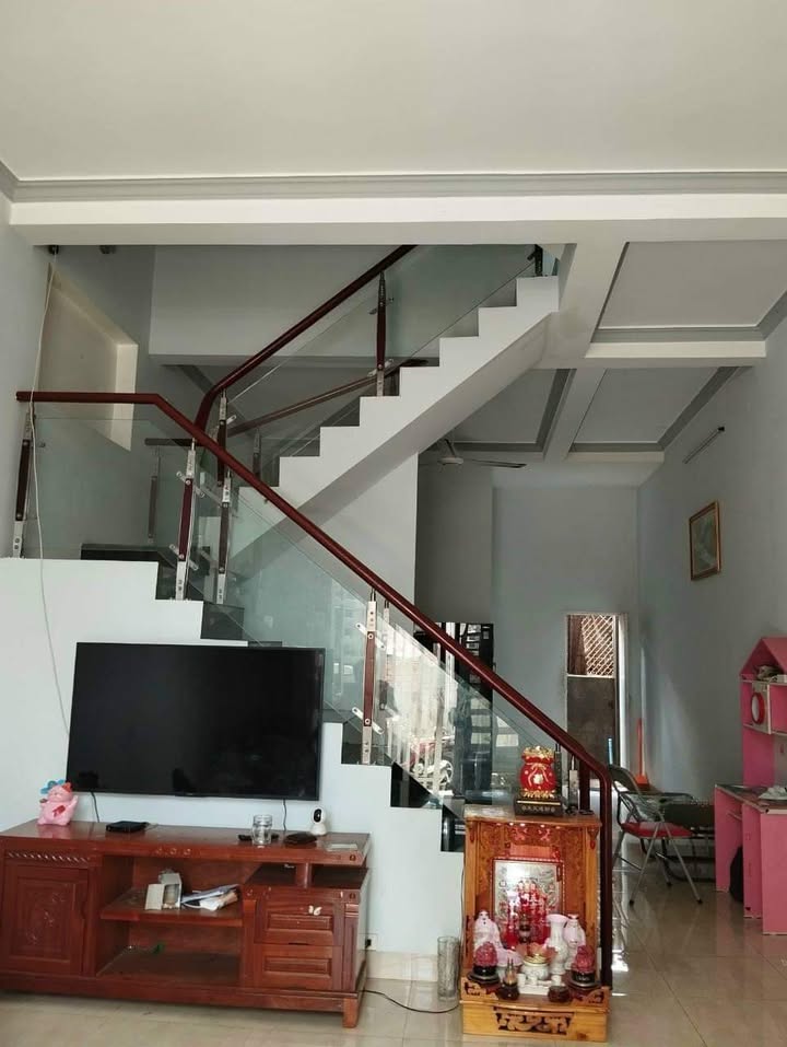 Nhà phố Bình Đa Biên Hòa 75m² giá 2.7 tỷ - Sổ hồng chính chủ, gần trường học!