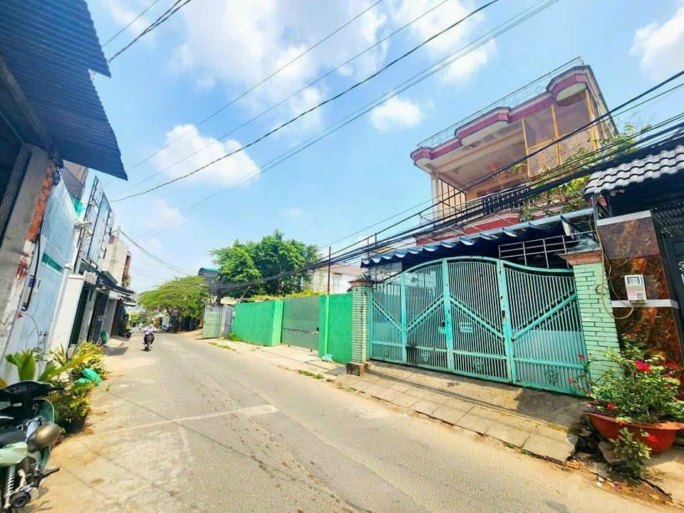 Nhà mặt tiền Lộc Lâm, Biên Hòa 220m² giá 4.8 tỷ - Kinh doanh sầm uất!