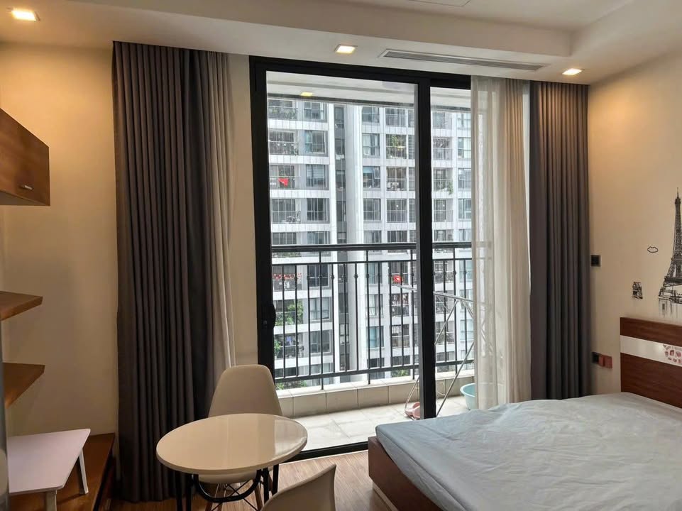 Cho thuê Studio Vin Greenbay 30m² giá 9.5 triệu - Thiết kế hiện đại, Full nội thất!