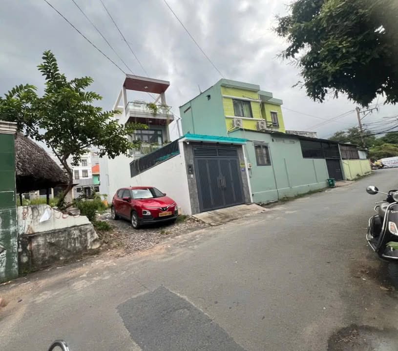 Đất nền hẻm 20 Đường 160, Tăng Nhơn Phú A 88m² giá 6 tỷ - Tiện ích đầy đủ, giao thông thuận lợi!