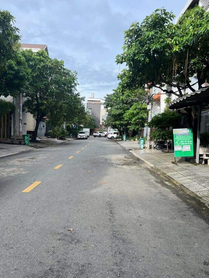 Nhà mặt tiền 100m² đường Lê Trọng Tấn, Tân Phú - Giá 11 tỷ thương lượng