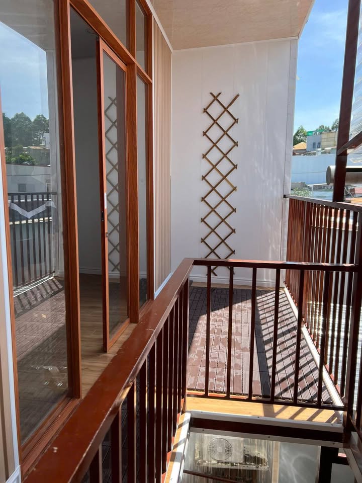 Nhà hẻm 52 Hồ Tùng Mậu, Buôn Ma Thuột 79.6m² giá 2.35 tỷ - Đầu tư sinh lời ngay!