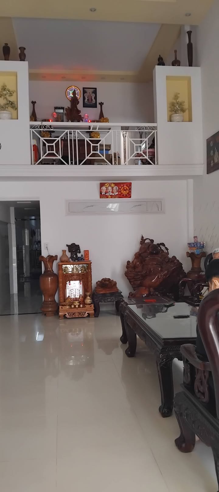 Nhà phố 1 mê tại Tân Lợi, Buôn Ma Thuột 108m² giá 3.5 tỷ - Gần chợ và trường học!