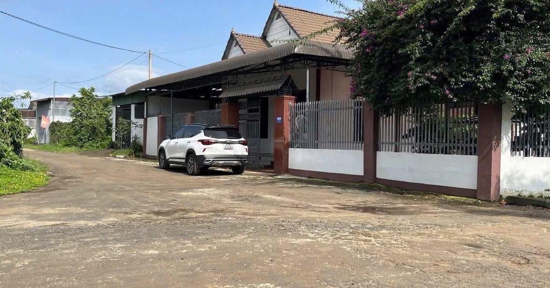 Nhà gần hồ Ea Kao Buôn Ma Thuột 400m² giá 3.2 tỷ - Cơ hội đầu tư tuyệt vời!