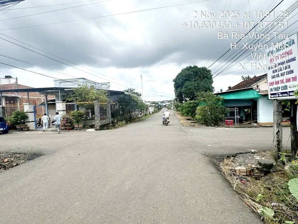 Nhà góc 2 mặt tiền 810m² tại Hòa Bình, Xuyên Mộc - Giá chỉ 5.3 tỷ!