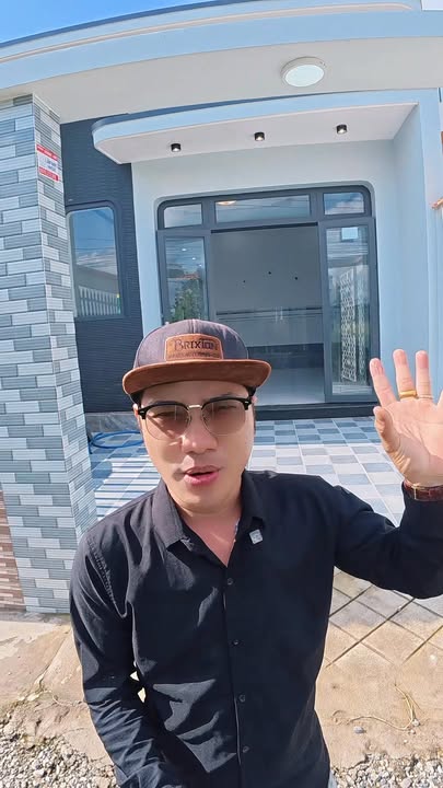 Nhà mặt tiền GTNT Lộc Hậu, Cần Giuộc, 100m² chỉ 1.85 tỷ - An ninh tốt, tiện ích đầy đủ!