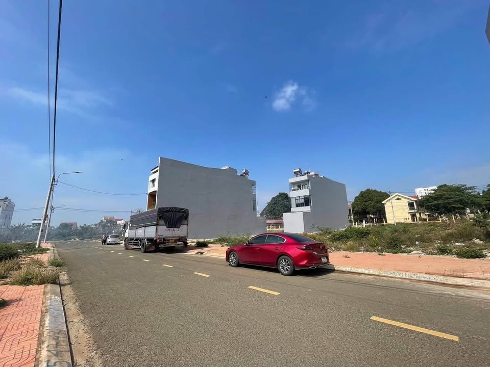 Đất đấu giá TDP4 đường Nguyễn Hồng Ưng 250m² giá 6.55 tỷ - Cơ hội đầu tư hiếm có!