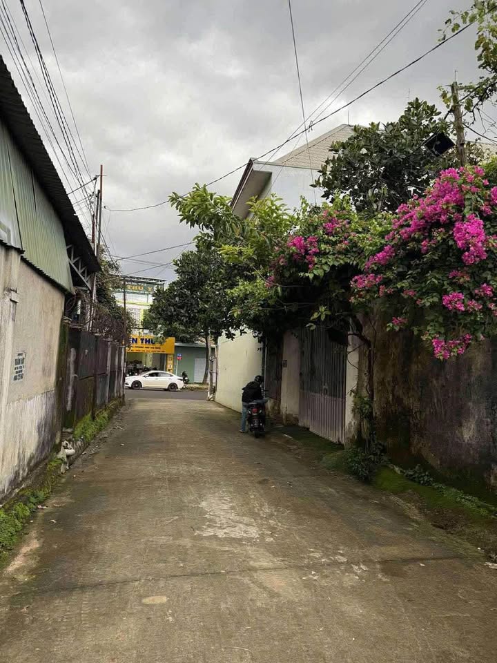 Nhà cấp 4 Tân Thành 96m² giá 2.65 tỷ - Ô tô vào tận nhà!