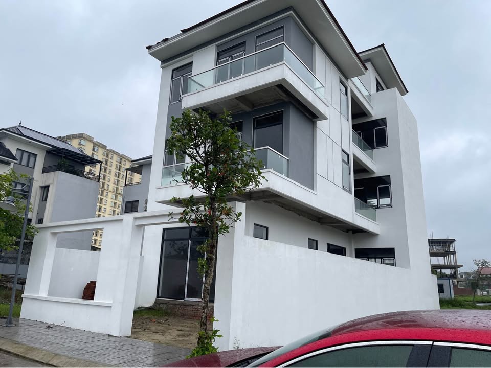 Lô đất trung tâm TP Vinh 173m² giá 9 tỷ - Đầu tư sinh lời ngay!