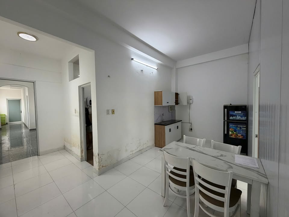 Căn hộ cho thuê 2PN tại 436 Âu Cơ, Tân Bình giá 8 triệu - Full nội thất ngay gần quận 10!