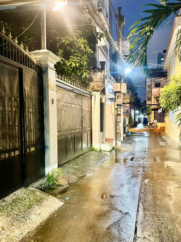 FrontHouse Lãnh Binh Thăng, Quận 11 50m² giá 7 tỷ - Nở hậu, chính chủ!