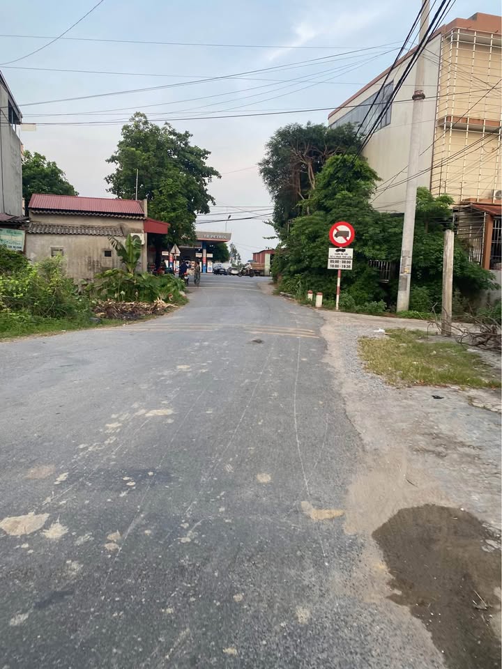 Lô đất kinh doanh Tứ Kỳ 400m² giá 4.9 tỷ - Đầu tư sinh lời cao!