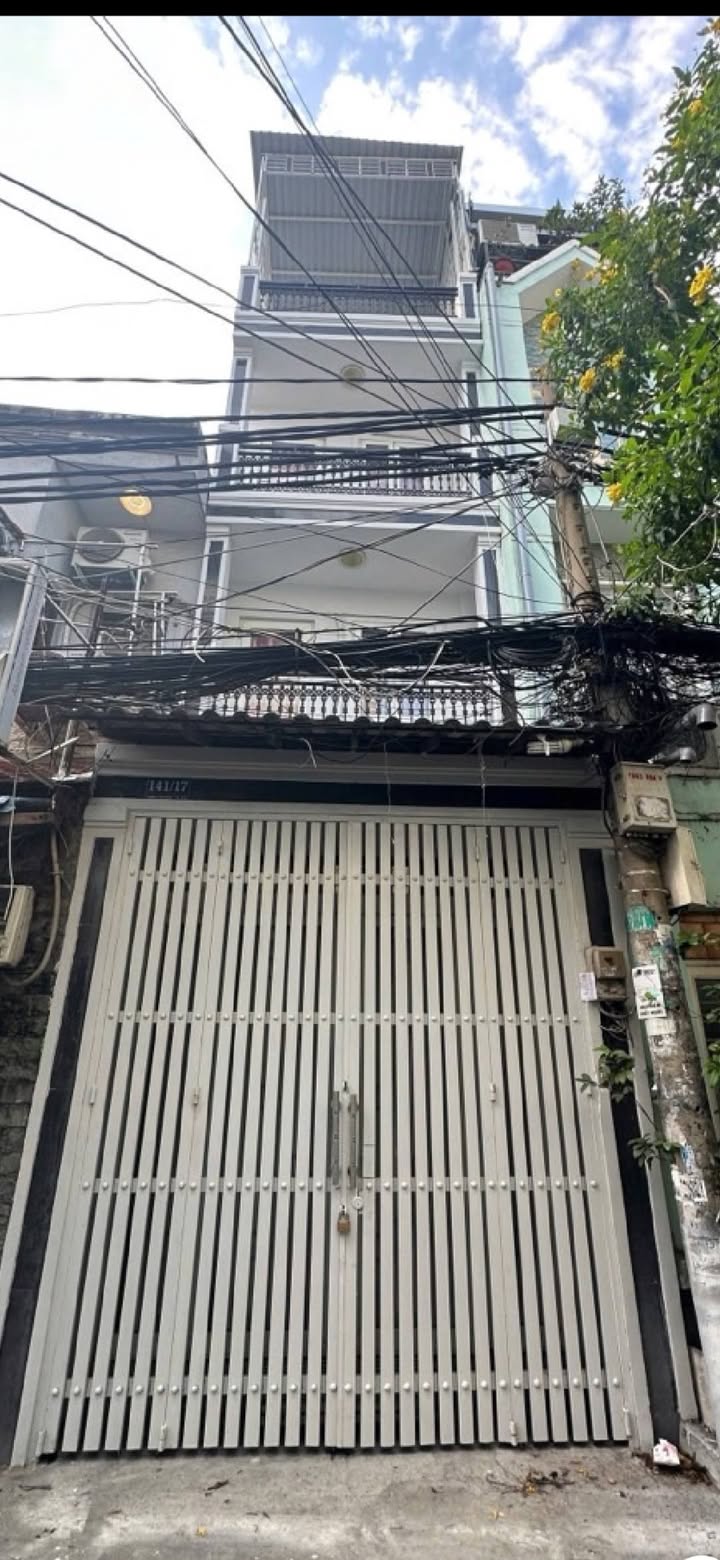 Nhà 4 tầng đường số, quận 8, 32m² giá 5.5 tỷ - Hẻm xe hơi, vị trí trung tâm!