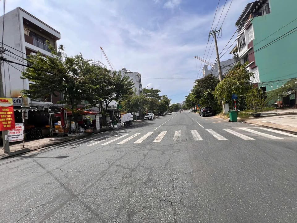 Đất tặng nhà 2 tầng mặt tiền Nguyễn Sáng, Sơn Trà 115m² giá 1x tỷ - Đầu tư sinh lời ngay!