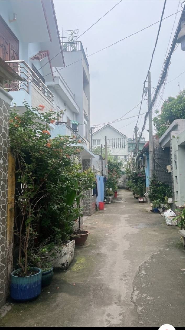 Nhà bán Thủ Đức 55m² giá 5.9 tỷ - Gần TTTM Gigamall!