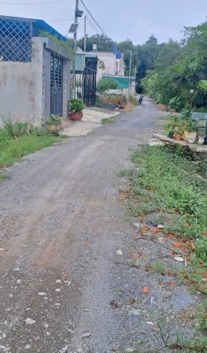 Đất nền Phú Hòa Thủ Dầu Một 80m² giá 1.2 tỷ - Sổ đỏ chính chủ, xây dựng tự do!