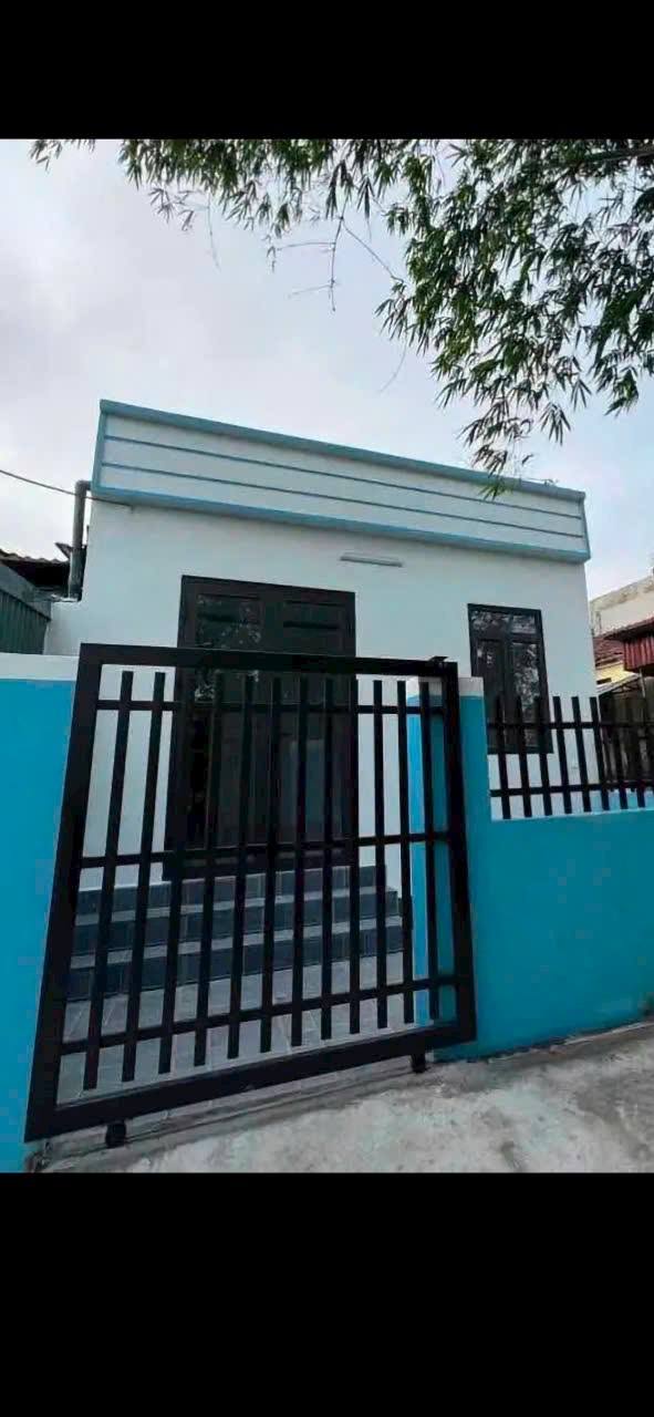 Nhà riêng ngõ 20 đường Cao Xanh Hạ Long 80m² giá 1.6 tỷ - Nhà mới đẹp, sẵn sàng vào ở!