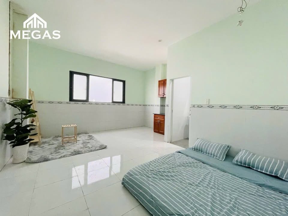 Studio cho thuê Quận Tân Phú 30m² giá 3 triệu - Cửa sổ thoáng mát, yên tĩnh!