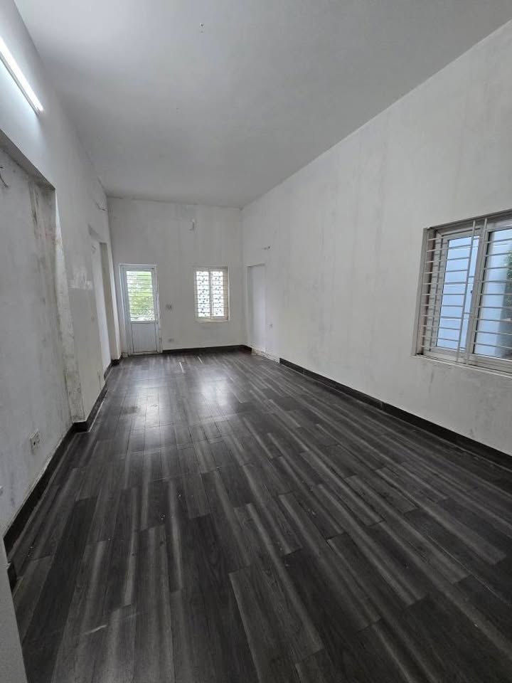 Nhà cho thuê 3 tầng mặt phố Quang Trung, Hải Dương 80m² - Phù hợp kinh doanh và ở ngay!