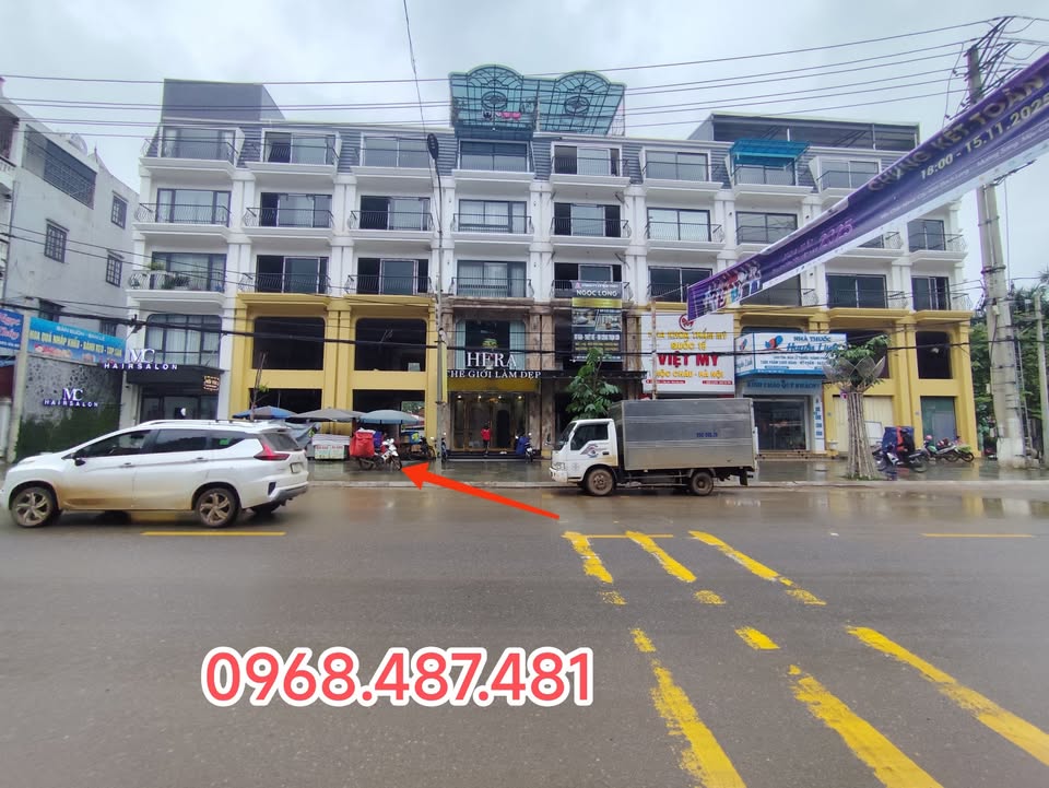 Nhà cho thuê lâu dài mặt tiền Quốc lộ 6, Mộc Châu, 100m² - Vị trí kinh doanh đắc địa!