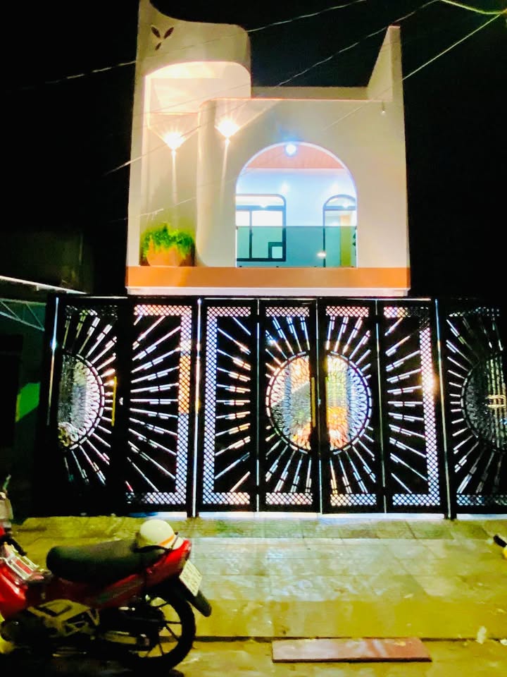 Nhà đẹp mặt tiền Nguyễn Cảnh Chân, KDC Tỉnh Ủy, 99m² giá 3.25 tỷ - Đầu tư sinh lời ngay!