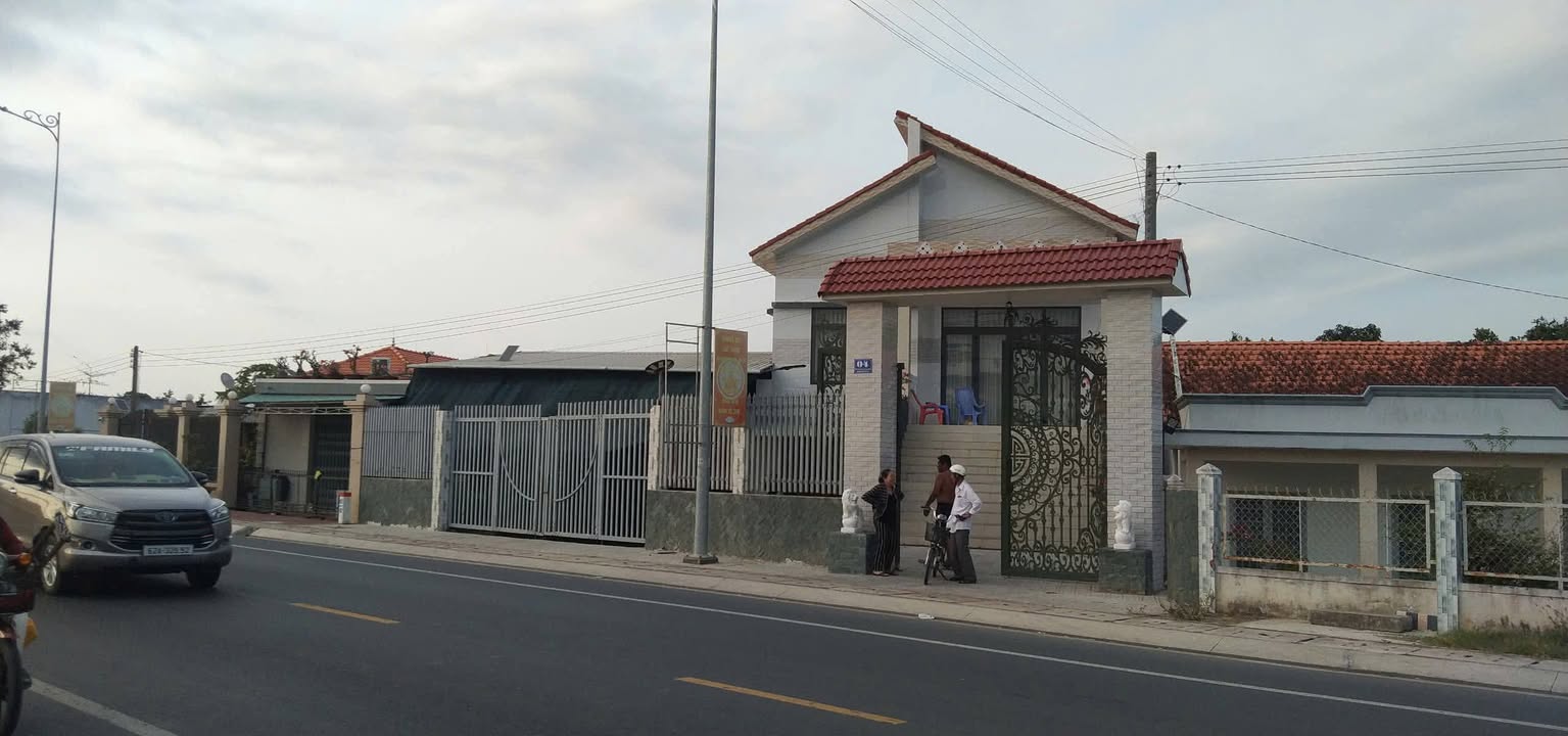 Kho Mặt Tiền DT833 Nhơn Thạnh Trung, Tân An 4955m² - Cơ hội đầu tư tuyệt vời!