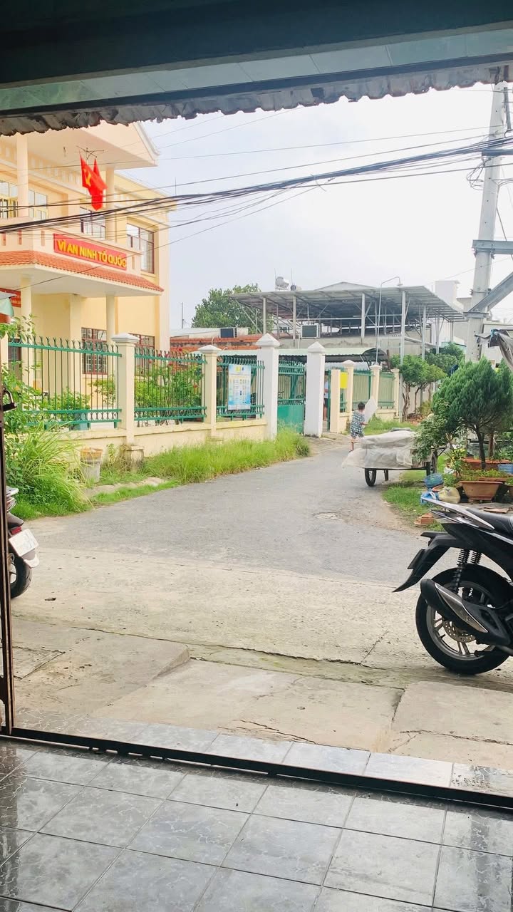 Nhà nguyên căn cho thuê tại Sa Đéc 2 triệu/tháng - Góc 2 mặt tiền thoáng mát!