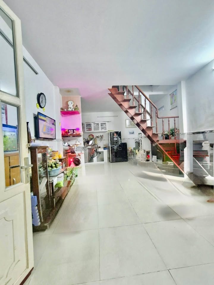 Nhà riêng Lũy Bán Bích, Tân Phú 53m² giá 4.2 tỷ - Sổ hồng chính chủ!