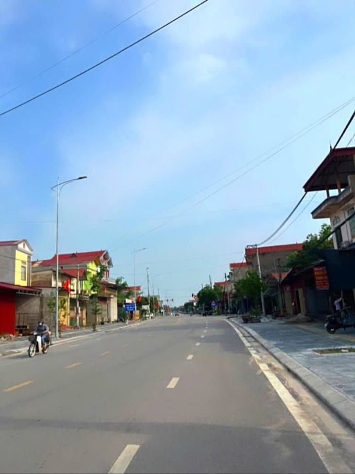 Đất mặt phố QL17 Nghĩa Trung, Việt Yên 100m² giá chỉ 2 tỷ - Cơ hội đầu tư hiếm có!