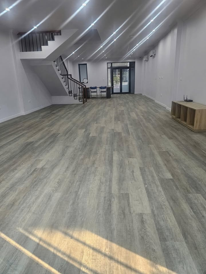 Nhà đẹp Trâu Quỳ 25m² giá 5.6 tỷ - Ô tô đỗ cửa, khu VIP!