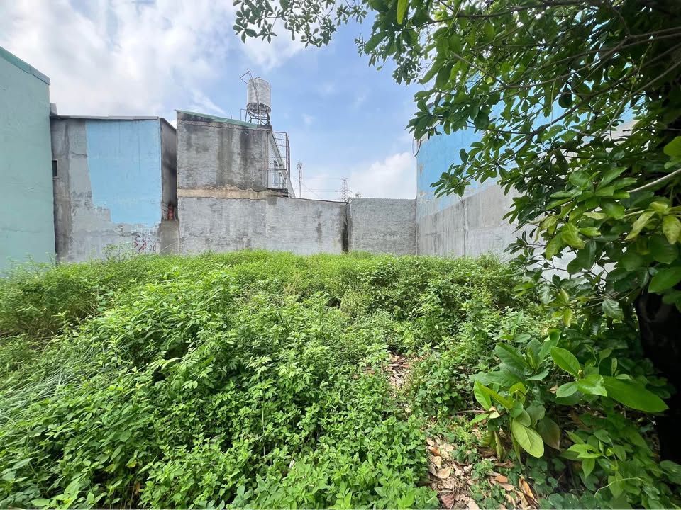 Đất thổ cư đường Lê Văn Khương Q12 75.6m² giá 4.99 tỷ - Cơ hội đầu tư tuyệt vời!