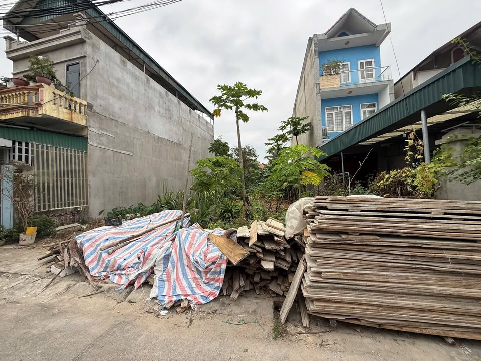 Đất nền Uông Bí 93m² giá 2 tỷ - Tiềm năng sinh lời cao!