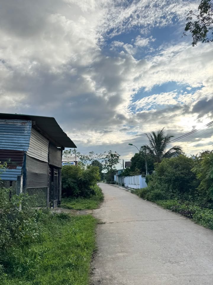 Đất thổ cư Thôn 2 xã Đăk Cấm 420m² giá 610 triệu - Nằm ngay khu dân cư đông đúc!