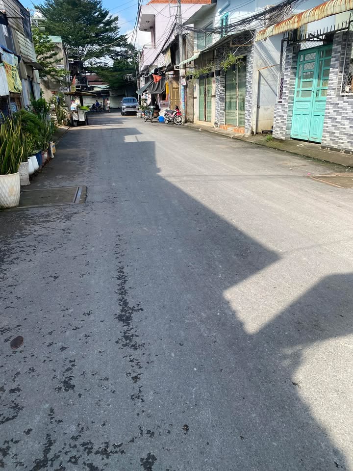 Nhà 2 tầng hẻm xe tải Trương Văn Thành Hiệp Phú Q.9 - Giá 5.68 tỷ, sổ hồng riêng!