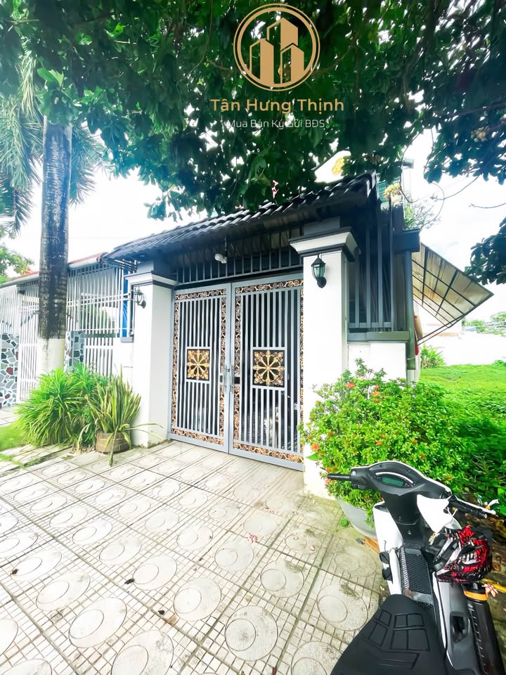 Nhà đẹp 4 phòng ngủ mặt tiền Quang Trung Rạch Giá - Giá chỉ 3.5 tỷ VND!